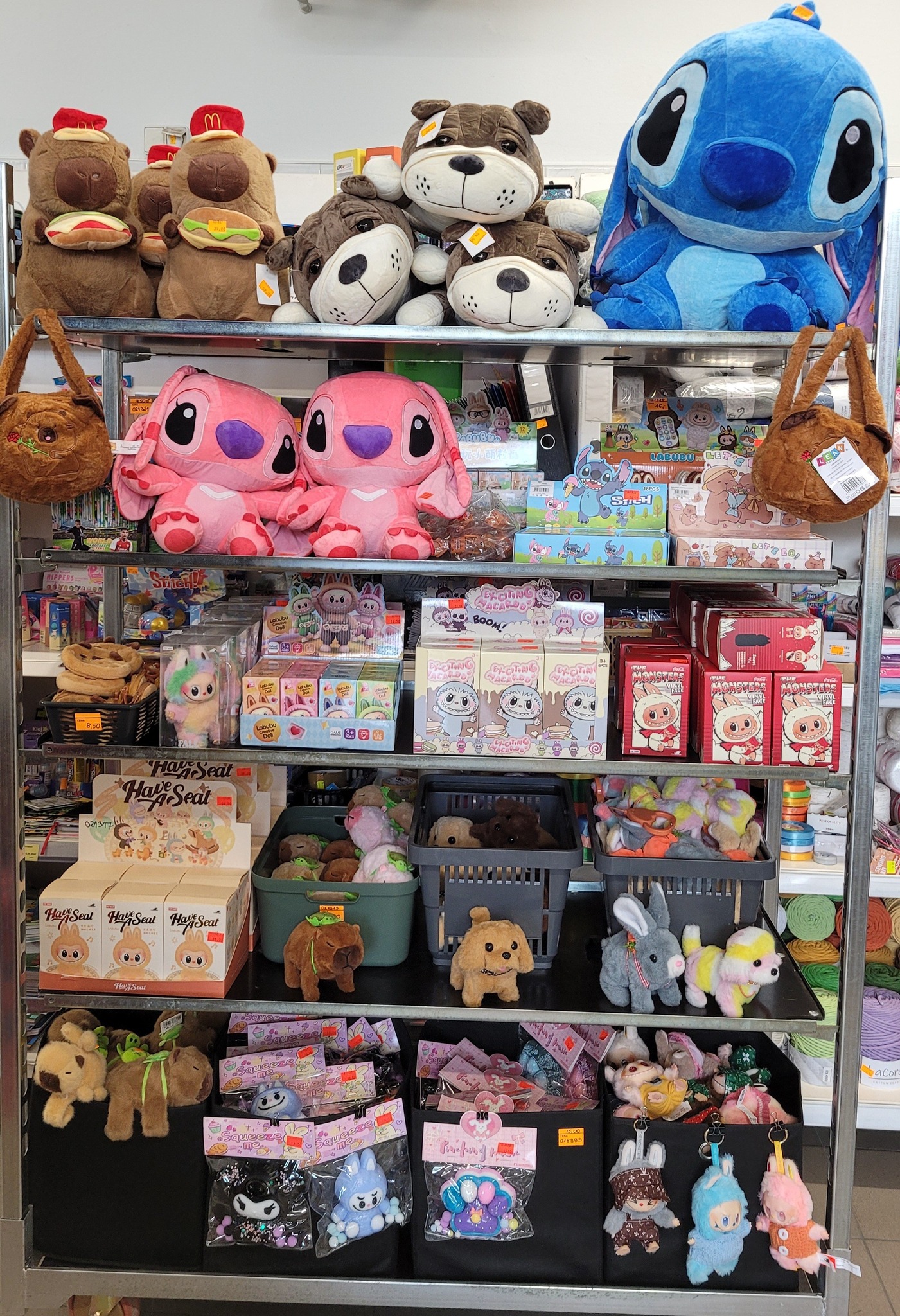 Labubu, Stich, Kapibara, Karty Piłkarskie