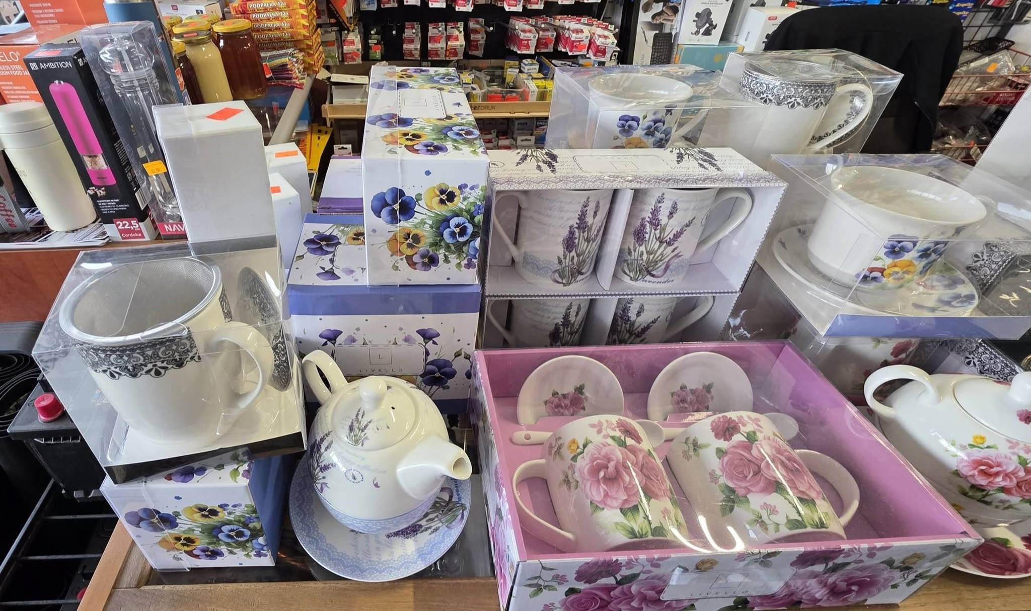 Rękodzieło Użytkowe – Kosze Z Wikliny I Koszyki Siewne Plus Ceramiczne Kubeczki